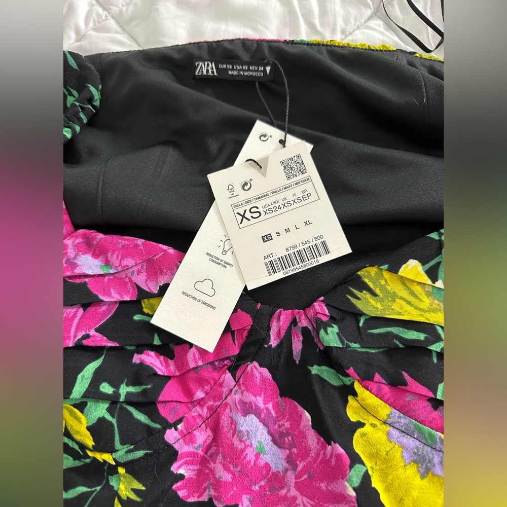 Floral Zara Top Xs NWT - Picture 2 of 5